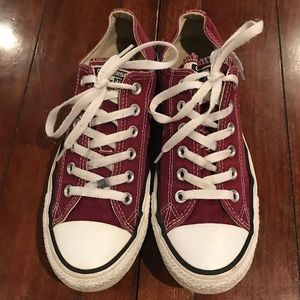 Converse sneakers. Men’s 7 and Women’s 9